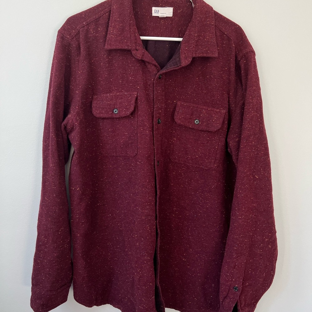 Gap Maroon Speckled Button Down